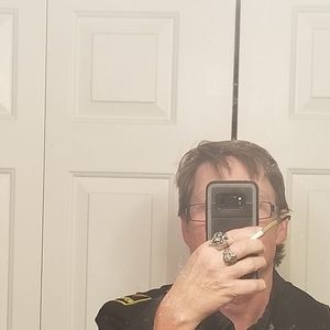 Meet your Posher, Thomas